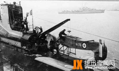 法国奇葩絮库夫号潜艇  www.jiexuncn.com