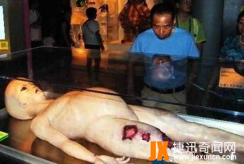 阿波罗20号探测到月球上的三眼女尸真相到底是什么？