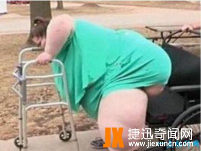 世界上最胖的女人，罗莎莉·布拉德福德体重1088斤(图片)