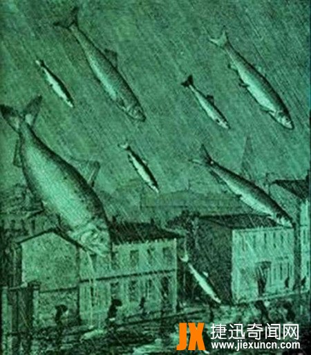  盘点十大最怪异的天气现象,“死亡冰手指”“幡状云”“空中降鱼”