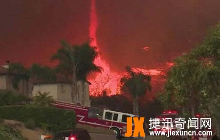  盘点十大最怪异的天气现象,“死亡冰手指”“幡状云”“空中降鱼”