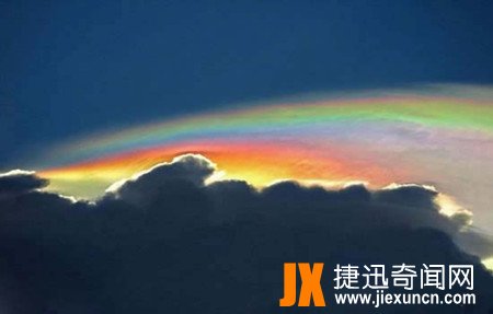  盘点十大最怪异的天气现象,“死亡冰手指”“幡状云”“空中降鱼”