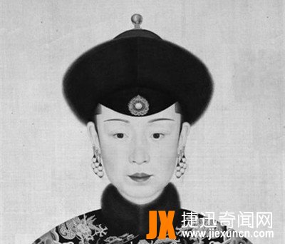 乾隆陵墓被盗时的"灵异事件":石棺跳下龙床,挡住了石门