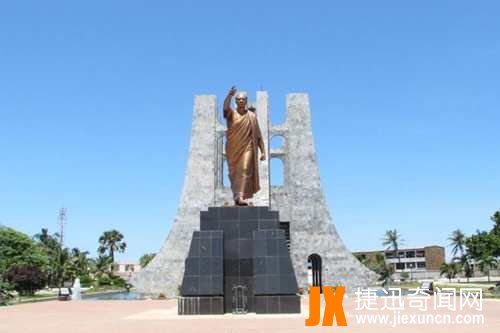 世界史上最悲惨的总统，出国访问时国内政变，客死他乡有家不能回