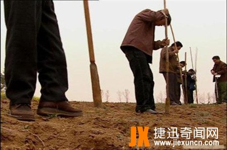 洛阳铲怎么判断有墓地?洛阳铲图片及使用方法揭秘