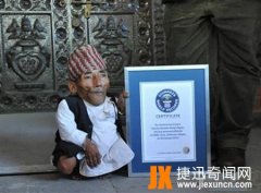 世界上最矮的男人,75岁去