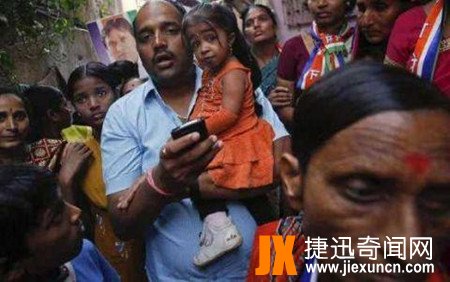 世界上最矮的女人,逆袭成功现已是好莱坞明星!