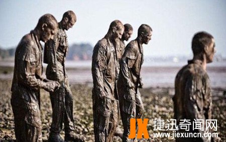 俄罗斯赤塔丧尸事件真的假的,据说直升机拍到真实僵尸袭人却被封杀