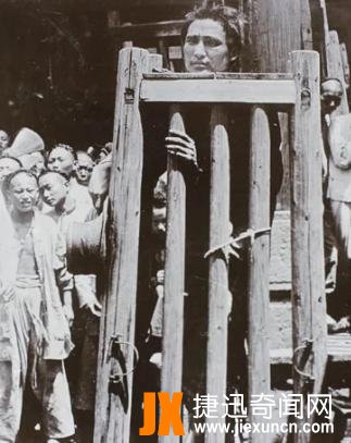 晚清珍贵老照片:乞丐衣衫不整,大内侍卫威武霸气,颠覆众人想象