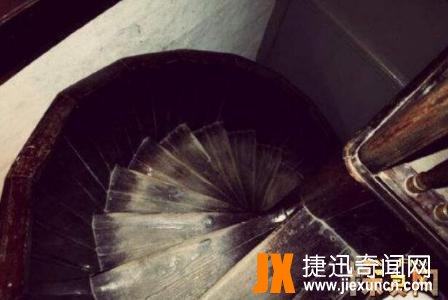 南京金陵戴笠楼灵异事件，入口人形火烧图/地下室百米无底