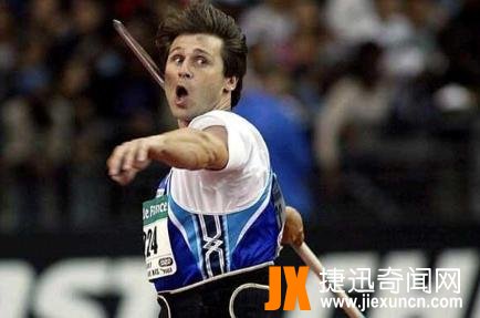 标枪世界纪录:男子104.8米/女子72.25米