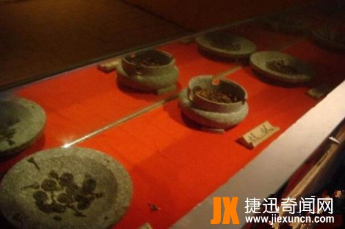 清朝放蛊2.jpg