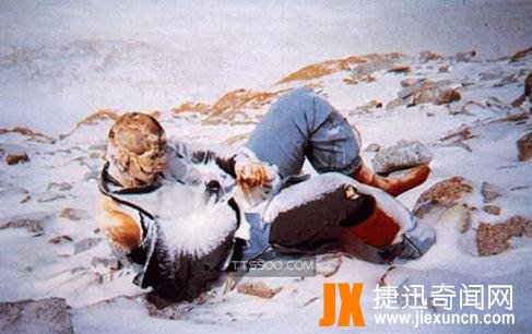 珠穆朗玛峰上有多少死尸