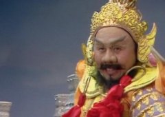 猪八戒当年凭啥能成为天蓬元帅？他腰间