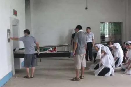 人死了知道自己火化吗