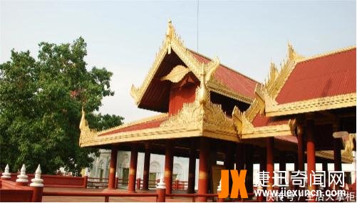 世界上最大的宫殿  缅甸的曼德勒皇宫