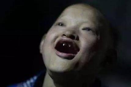 传奇鬼故事灵异事件：姑父遇鬼