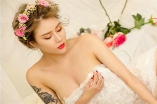  爱丽莎惹火写真