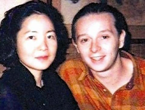 通灵人看邓丽君前世 说邓丽君短短十年容貌变化惊人