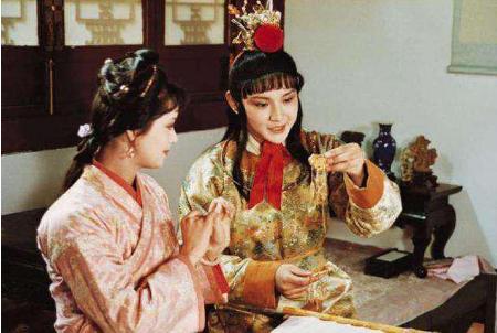 贾宝玉知道薛宝钗是鬼？书中是这样的描