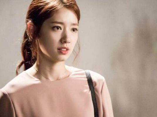 朴信惠（韩国十大最美女演员之一）