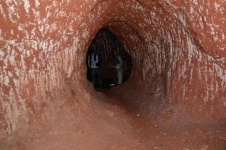 巴西有一处神秘隧道，距今1.3万年，专家称其建造者是智慧生物