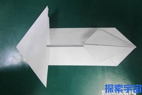 一张纸能折叠多少次才能到达宇宙的边缘