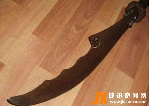 冷艳锯