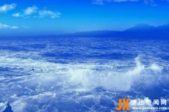 为什么海水在冬天不结冰：盐度导致海水冰点更低(难以