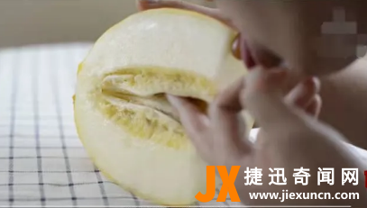 女生被舔下面是一种什么体验