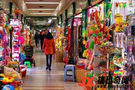 义乌老板利用DeepSeek AI卖空小商品