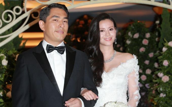 林恬儿何正德爱情故事：两人结婚现场照片